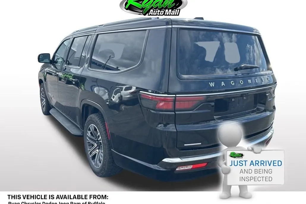 2023 Jeep Wagoneer L Series II photo 1