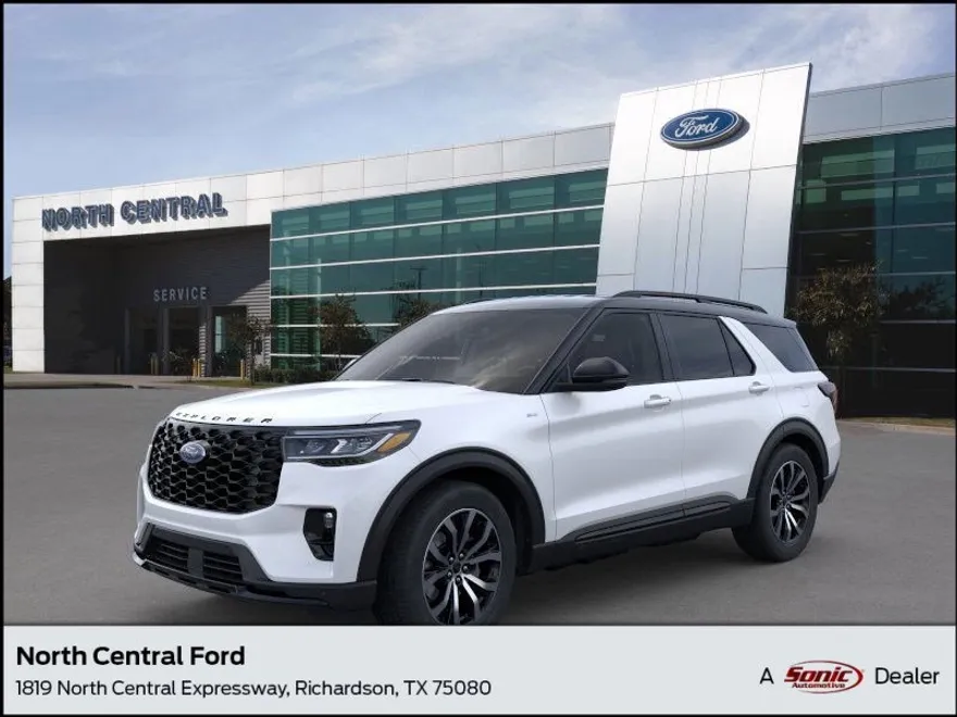 2025 Ford Explorer ST-Line photo 1