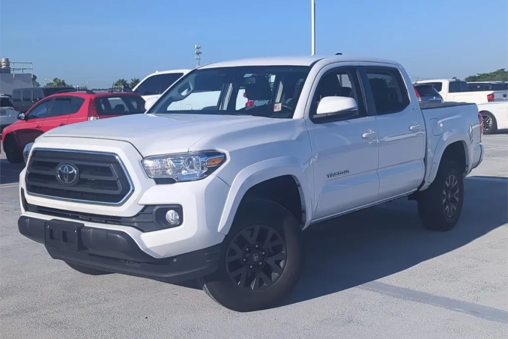 2022 Toyota Tacoma SR5 Double Cab V6 photo 1