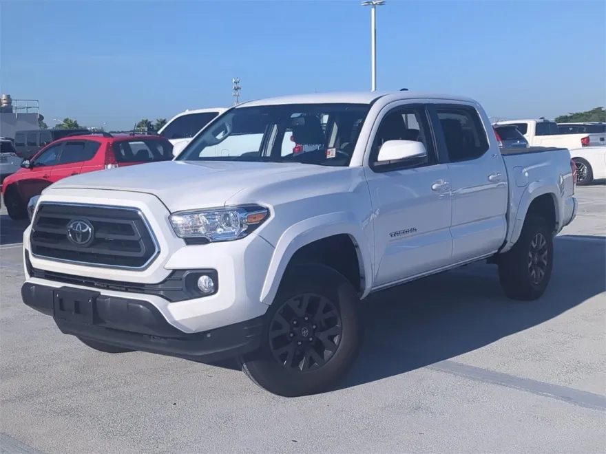 2022 Toyota Tacoma SR5 Double Cab V6 photo 1