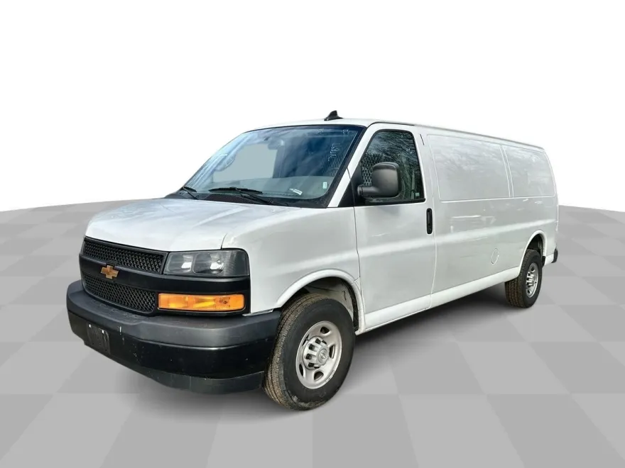 2022 Chevrolet Express Cargo 2500 Van photo 1