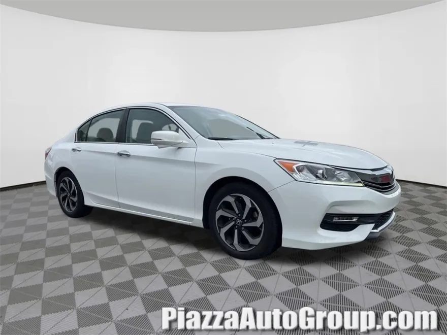 2016 Honda Accord EX-L photo 1