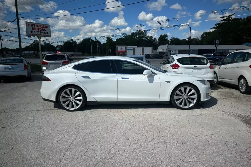 2013 Tesla Model S 60 photo 1