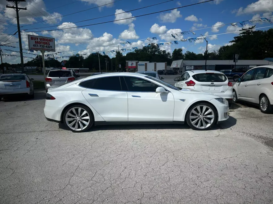 2013 Tesla Model S 60 photo 1