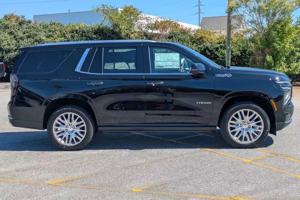 2026 Chevrolet Tahoe High Country photo 1