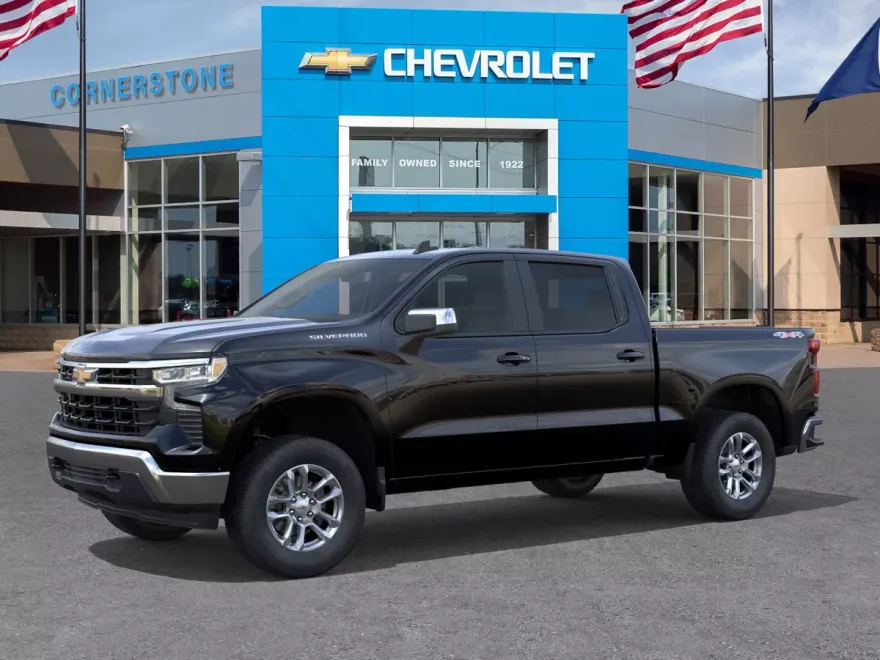 2026 Chevrolet Silverado 1500 LT photo 1
