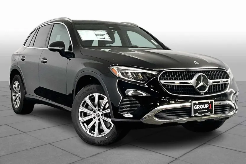 2026 Mercedes Benz GLC 300 4MATIC photo 1