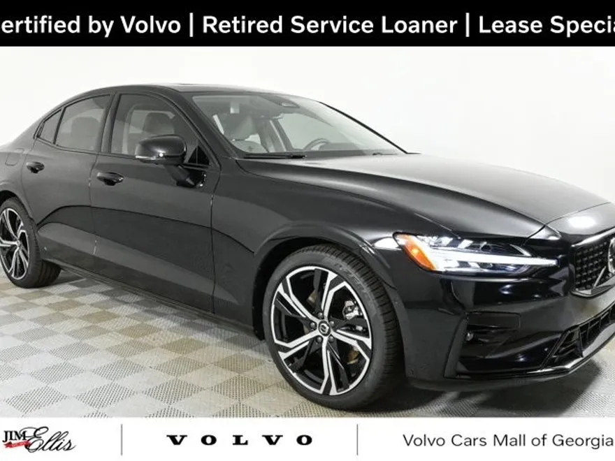 2025 Volvo S60 B5 Plus photo 1