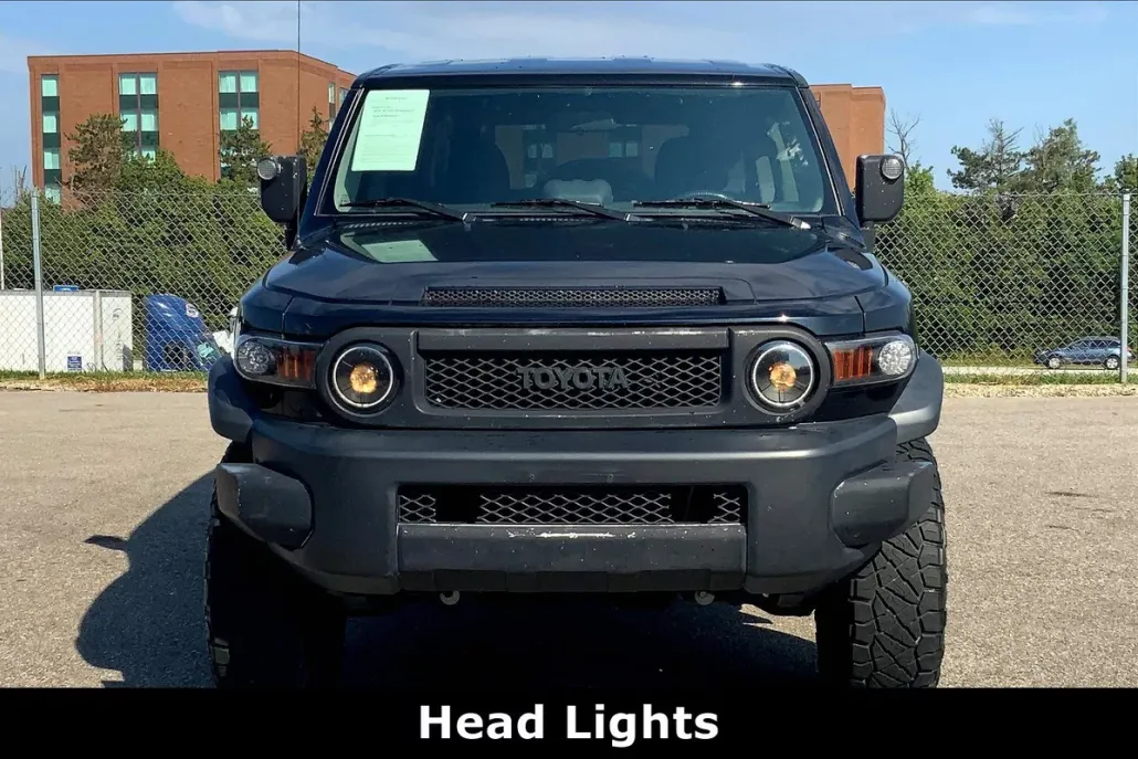 2008 Toyota FJ Cruiser Base photo 1