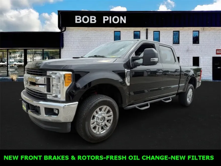 2017 Ford F-250 XLT photo 1