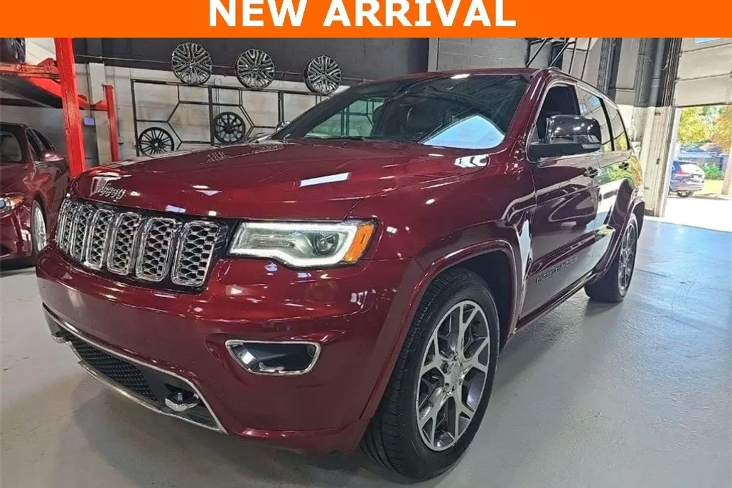2020 Jeep Grand Cherokee Overland photo 1