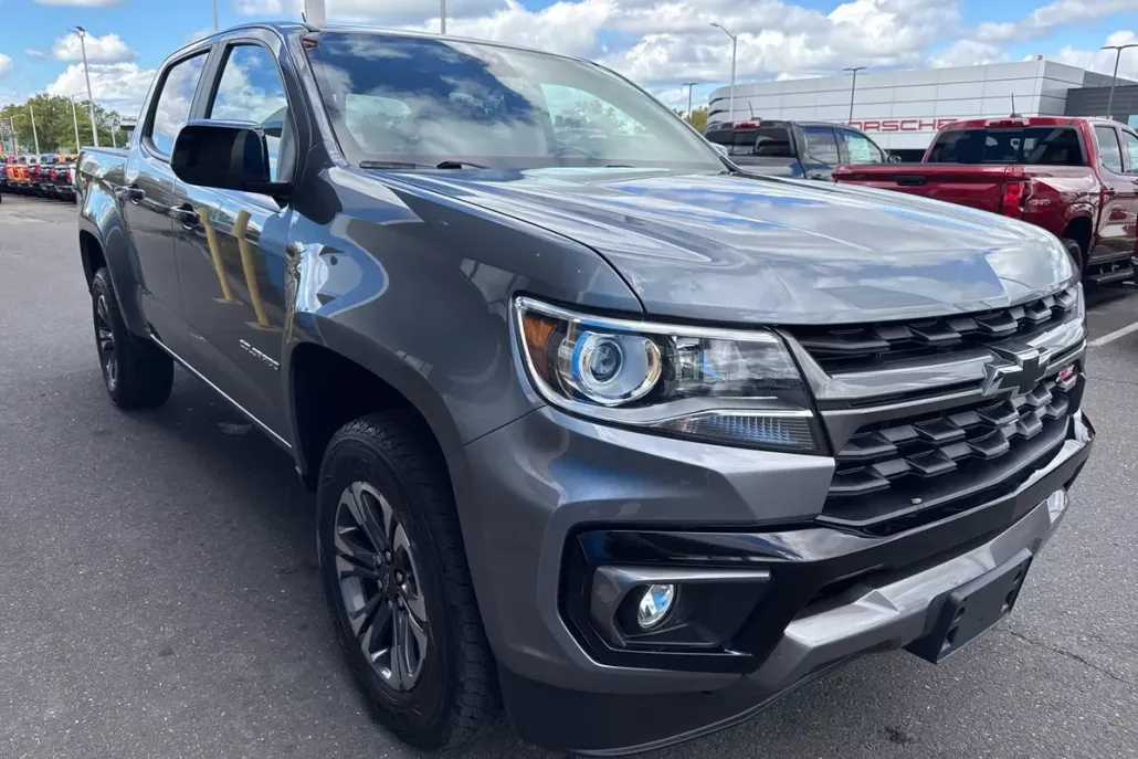 2022 Chevrolet Colorado Z71 photo 1