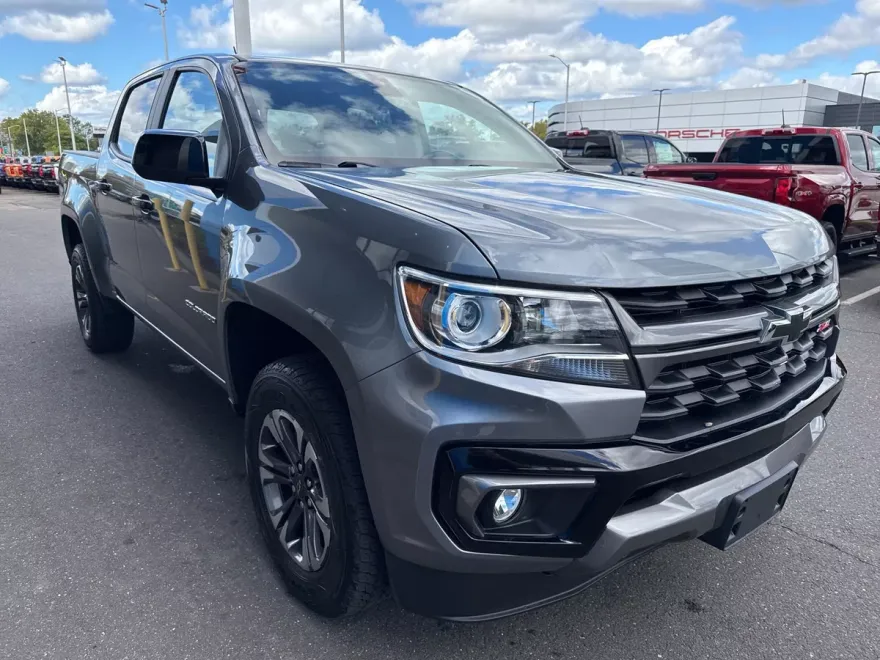 2022 Chevrolet Colorado Z71 photo 1