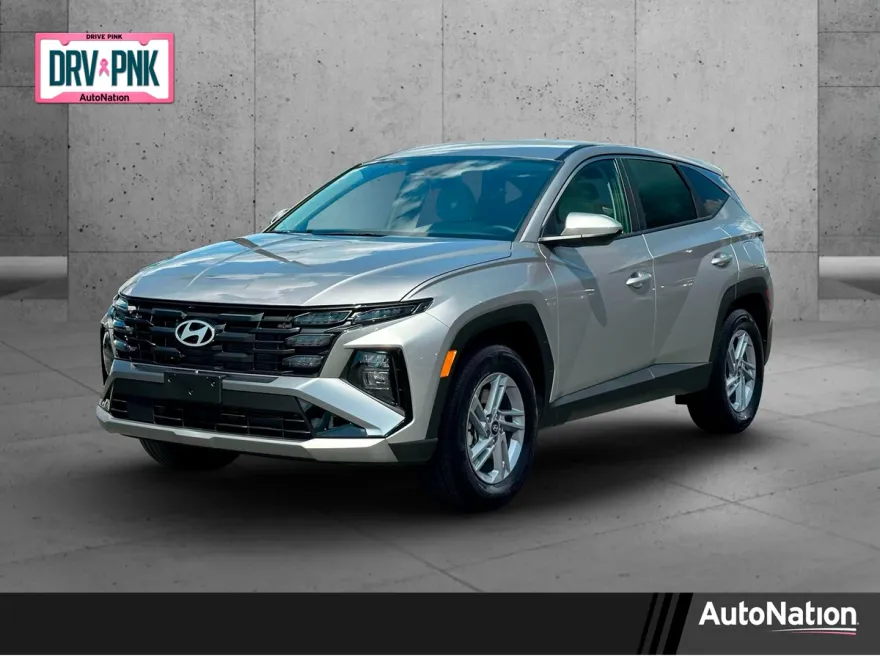 2025 Hyundai Tucson SE photo 1