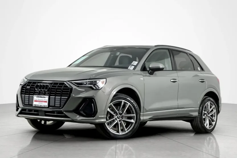 2024 Audi Q3 S line Premium 45 TFSI photo 1