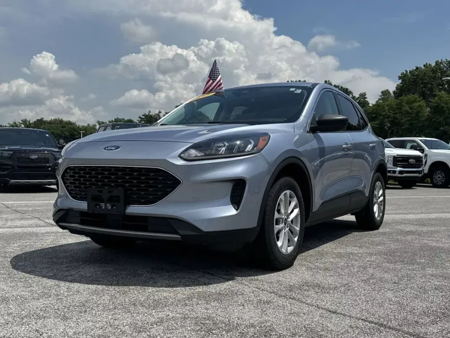 2022 Ford Escape SE photo 1