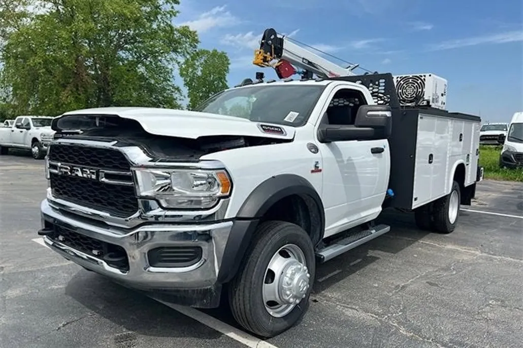 2024 Ram 5500 Tradesman photo 1