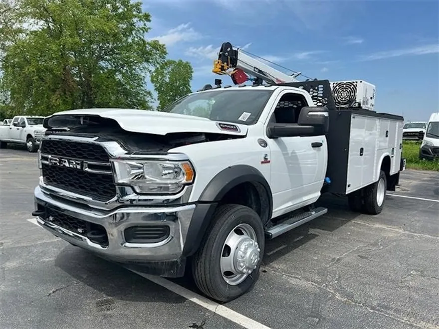 2024 Ram 5500 Tradesman photo 1