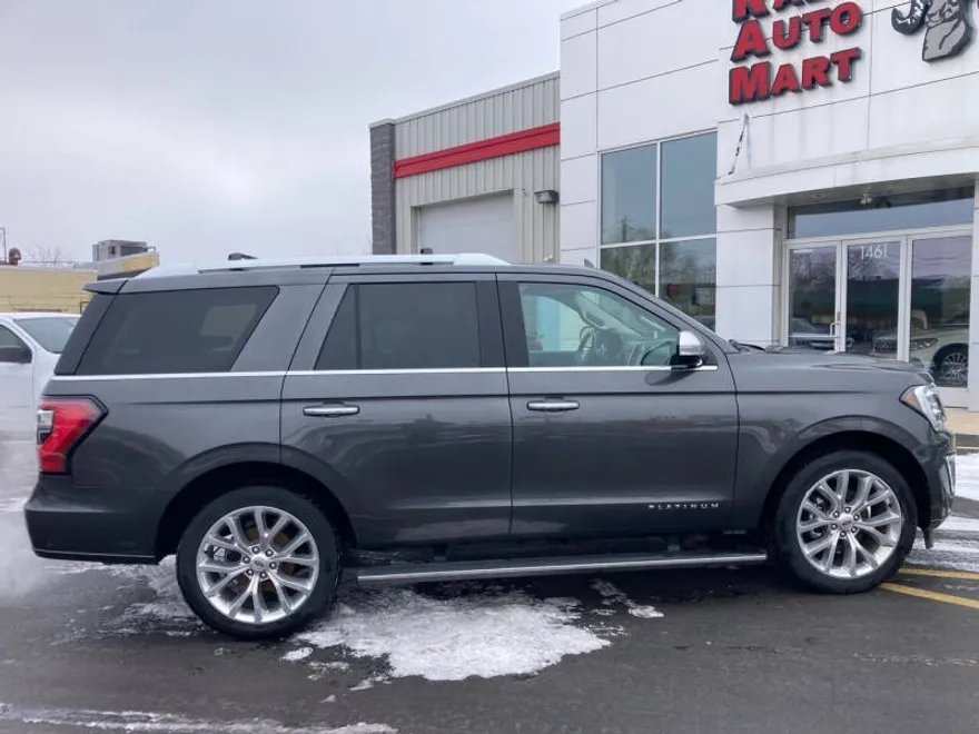 2018 Ford Expedition Platinum photo 1