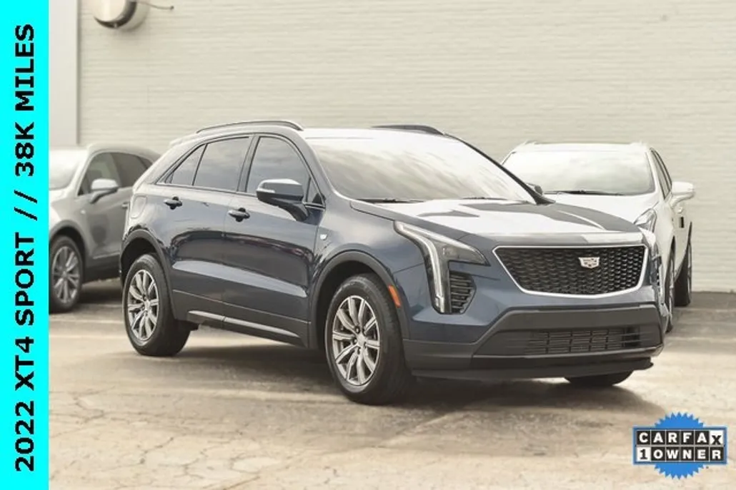 2022 Cadillac XT4 Sport photo 1