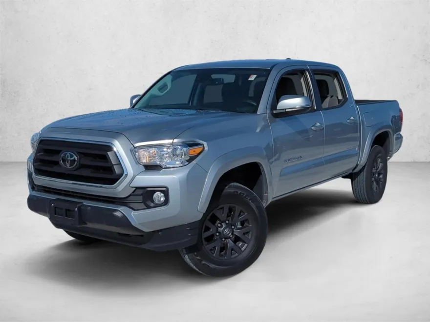 2022 Toyota Tacoma 4x4 SR5 Double Cab V6 photo 1