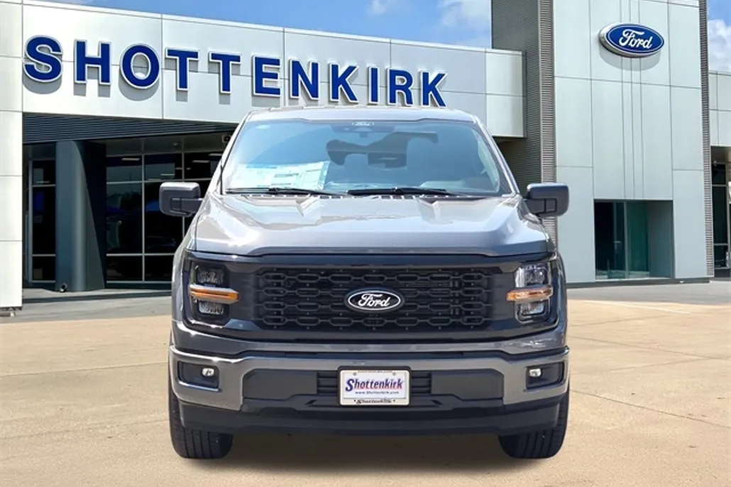 2025 Ford F-150 STX photo 1