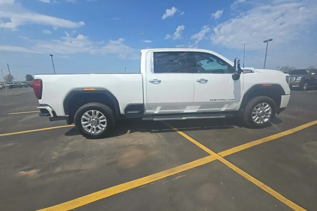 2021 Gmc Sierra 2500 HD Denali photo 1