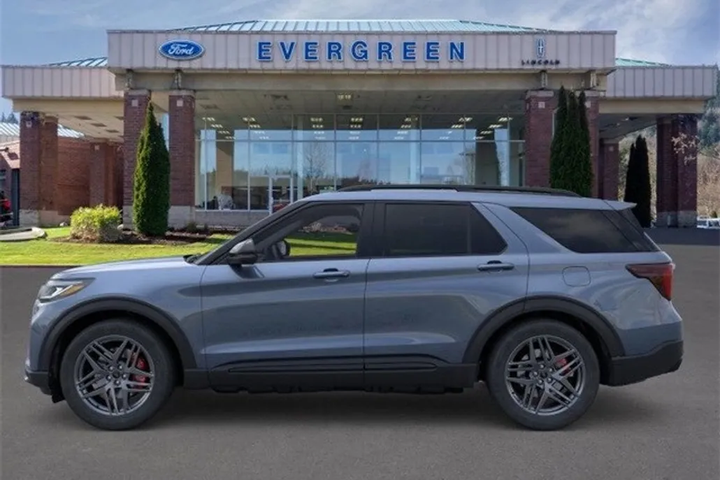 2025 Ford Explorer ST photo 1