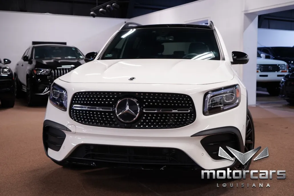 2023 Mercedes Benz GLB 250 photo 1