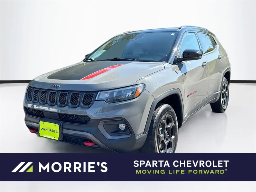 2023 Jeep Compass Trailhawk photo 1