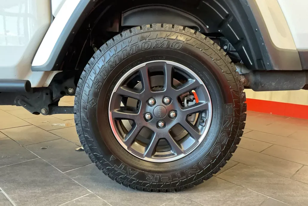 2020 Jeep Gladiator Overland photo 1