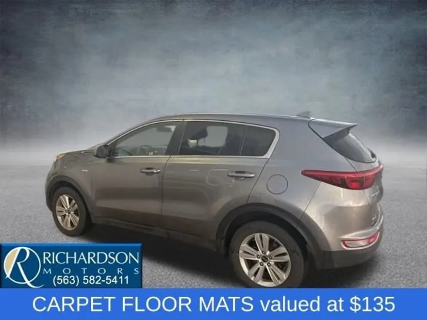 2017 Kia Sportage LX photo 1