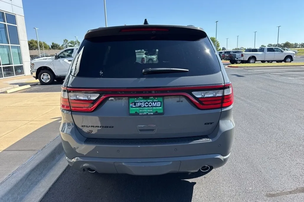 2025 Dodge Durango GT Blacktop photo 1