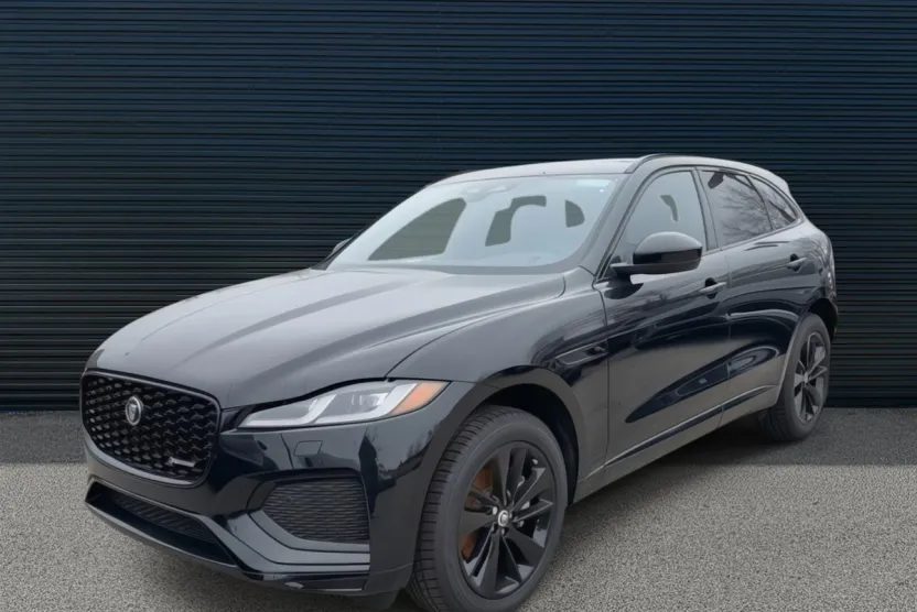 2025 Jaguar F-PACE P250 R-Dynamic S photo 1