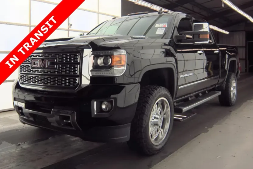 2019 Gmc Sierra HD Denali photo 1