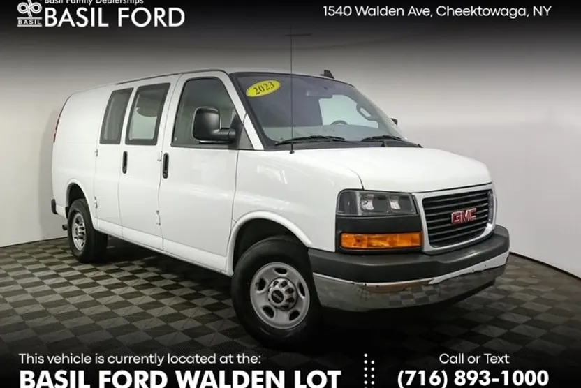 2023 Gmc Savana 2500 Cargo photo 1