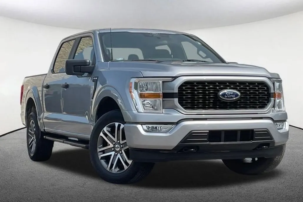 2022 Ford F-150 XL photo 1