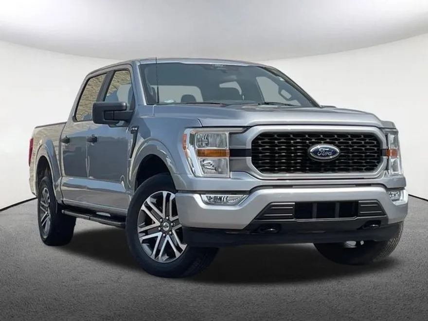 2022 Ford F-150 XL photo 1