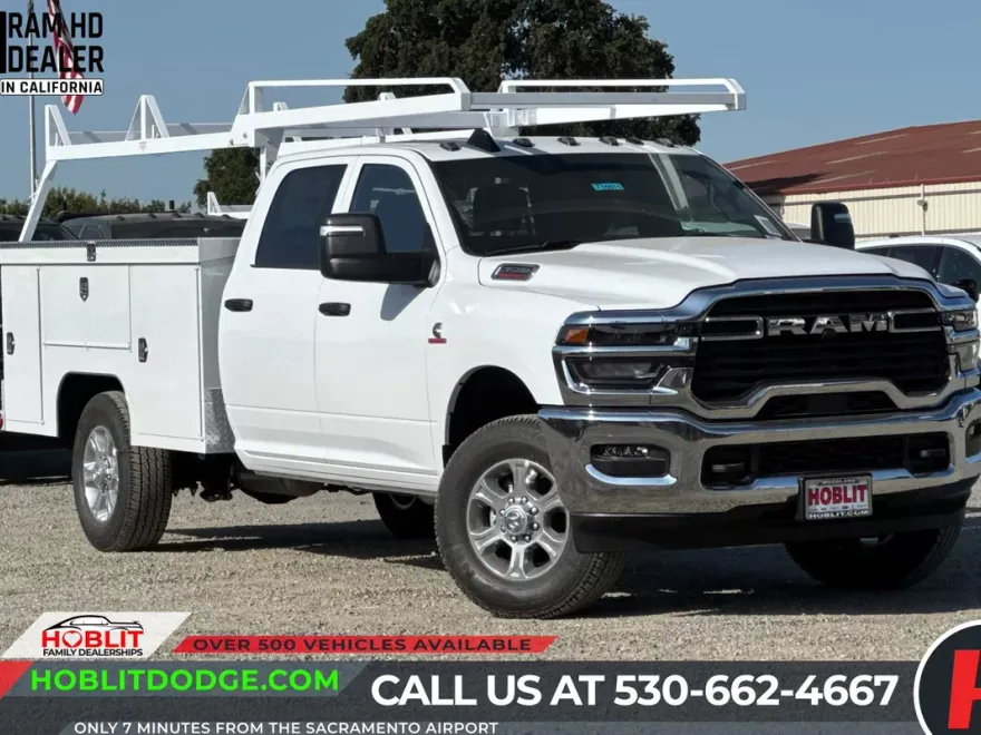 2025 Ram 3500 Tradesman photo 1