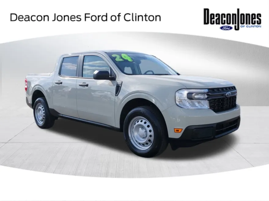 2024 Ford Maverick XLT photo 1