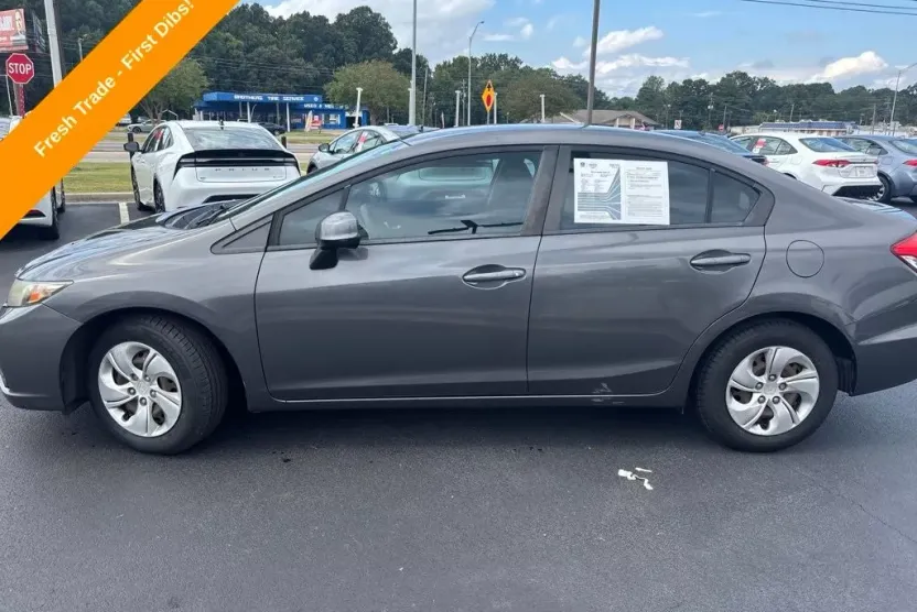 2013 Honda Civic LX photo 1