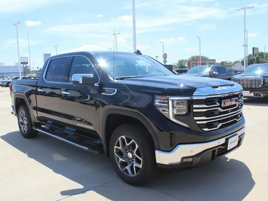 2025 Gmc Sierra 1500 SLT photo 1