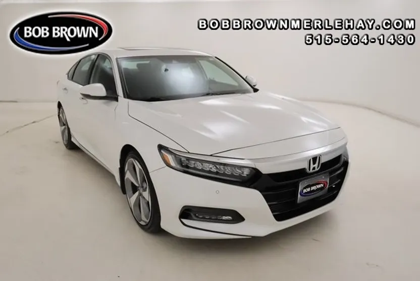 2018 Honda Accord Touring photo 1