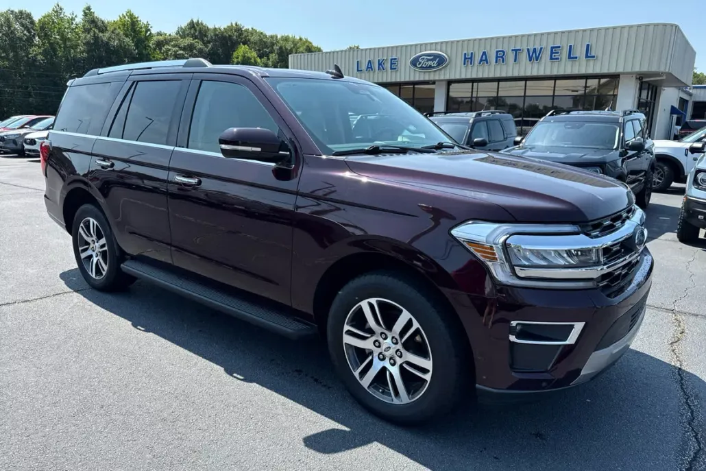 2024 Ford Expedition Limited photo 1