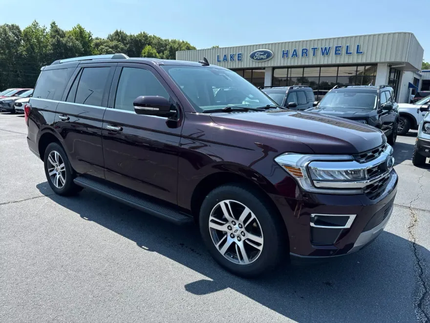 2024 Ford Expedition Limited photo 1
