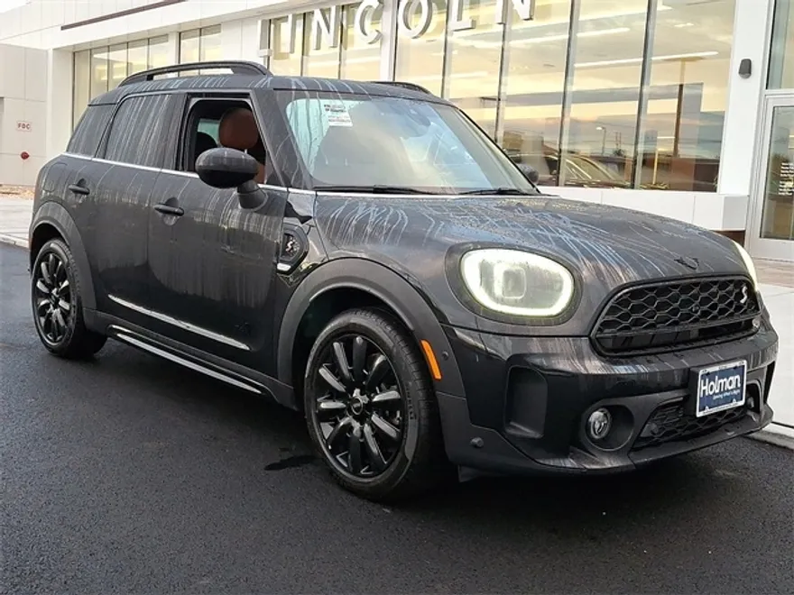 2024 Mini Countryman S Iconic photo 1