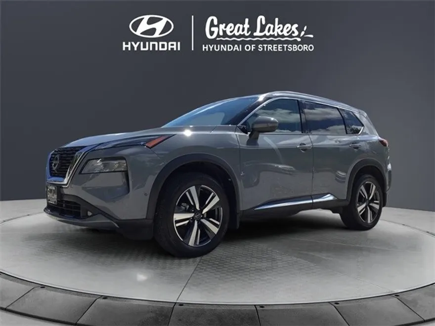 2022 Nissan Rogue SL photo 1