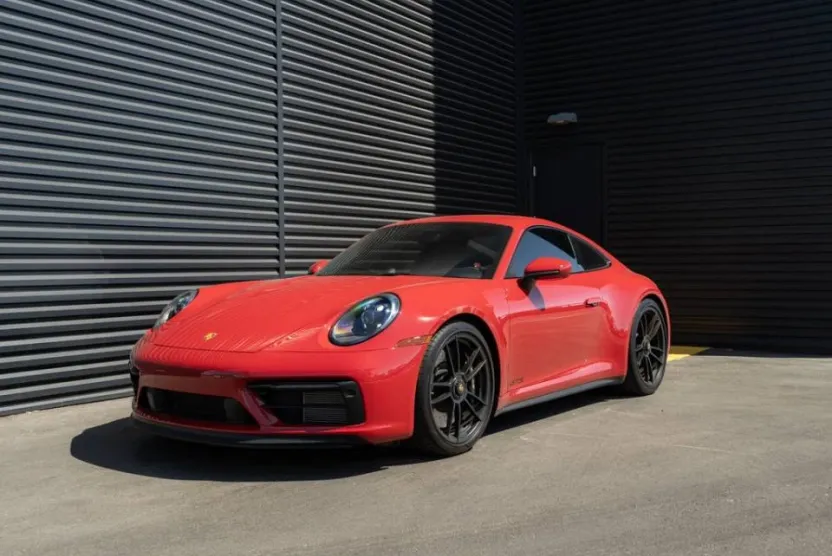 2023 Porsche 911 GTS photo 1