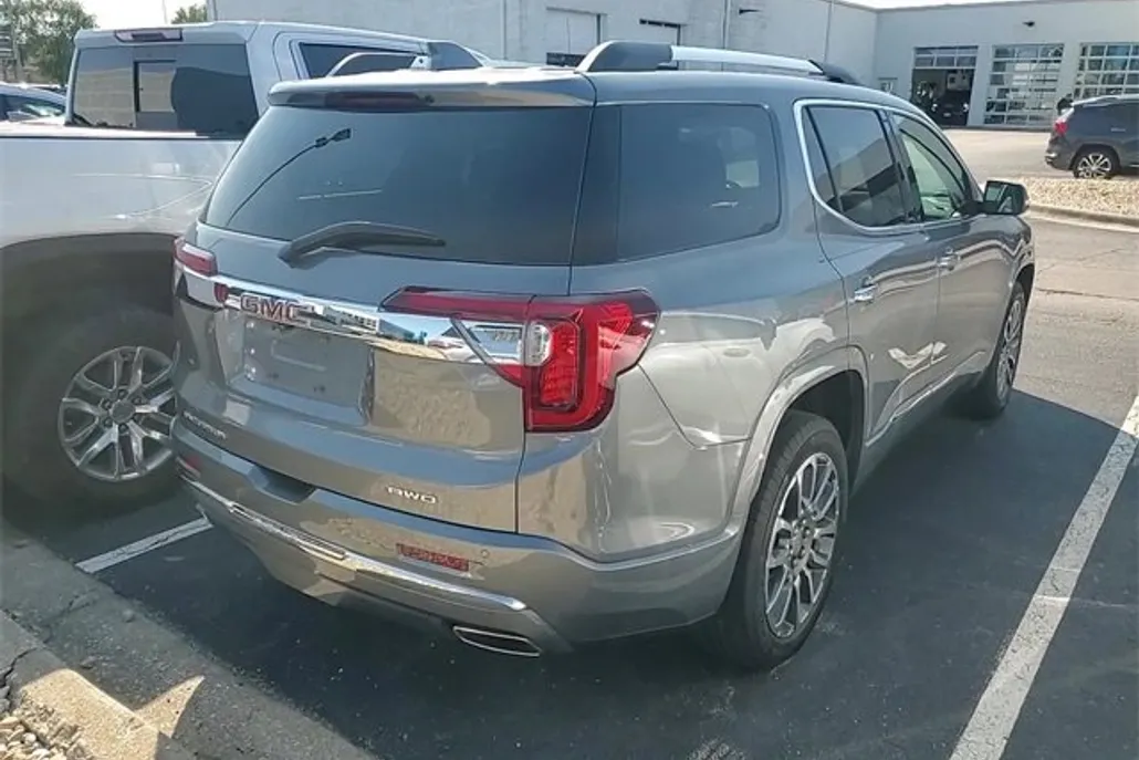 2021 Gmc Acadia Denali photo 1