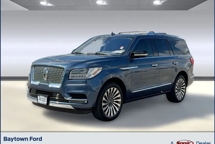 2019 Lincoln Navigator Reserve photo 1